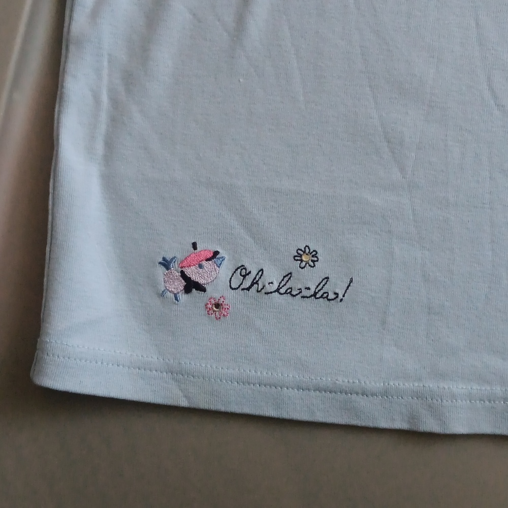 Gymboree light blue top with Paris theme embroidery - Picture 2 of 4